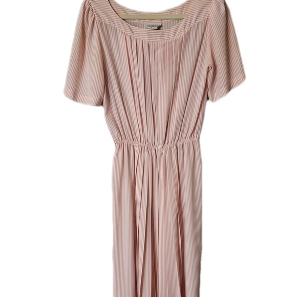 Talbots Dresses & Skirts - 🚨FINAL SALE🚨Talbots Vintage Dress Size 12 Pale Pink and White